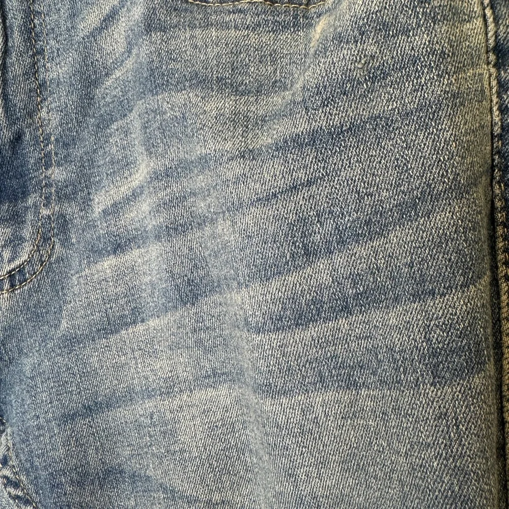 Hollister | Super Skinny Advanced Stretch Factory Busted Knee Distressed Jeans